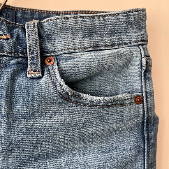 Gently Worn Lucky Brand & Co. Bridgette Customized Flare Jean - Picture 5 of 15